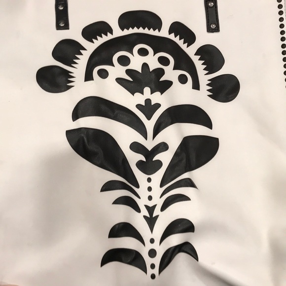 Vera Bradley Faux Leather Tote - Picture 3 of 6